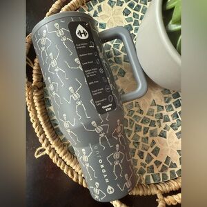 Hydrojug ☠️ DEAD SERIOUS ☠️ 32oz Traveler Tumbler